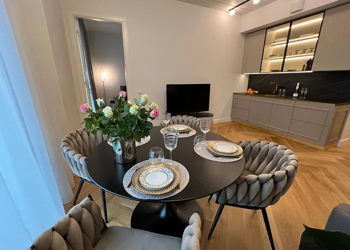 Apartament Ambassador *